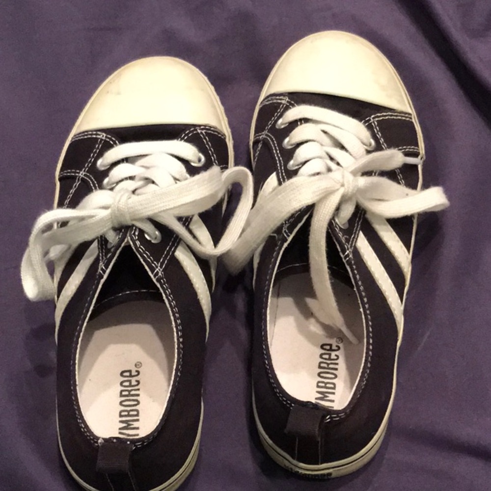 Kids Gymboree Sneaker size 2